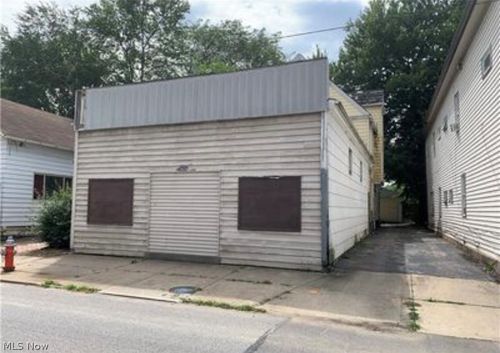 3636 E 65th St, Cleveland, OH, 44105-1218 | Card Image