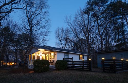 127 S Cool St, Mentone, AL, 35984-3221 | Card Image