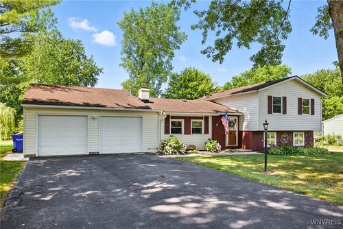 45 Drake Rd, Hamlin, NY, 14464-9528 | Card Image