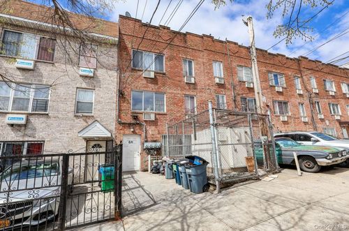 631 Coster St, Bronx, NY, 10474-6542 | Card Image
