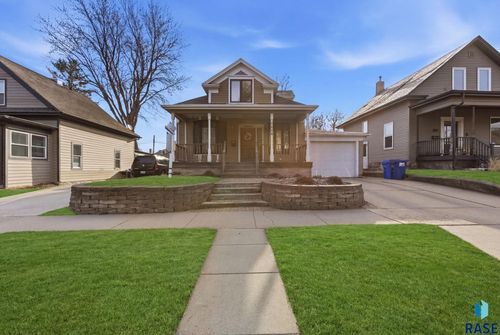 1116 S Center Ave Avenue, Sioux Falls, SD, 57105 | Card Image