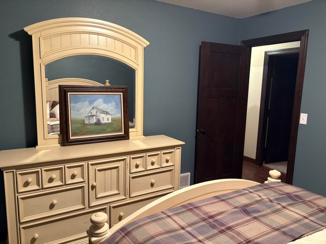 Bedroom 4.1 | Image 26