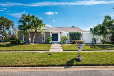 5823 Dory Way, House other with 4 bedrooms, 2 bathrooms and null parking in TAMPA FL | Image 3