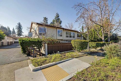 1901 1901 Briscoe Ter, Fremont, CA, 94539 | Card Image