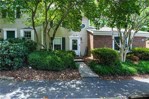 2667 Cottage Pl, Greensboro, NC, 27455-2918 | Card Image