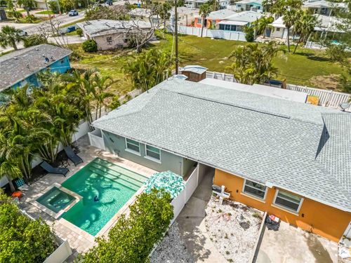 424 62nd St, HOLMES BEACH, FL, 34217-1542 | Card Image
