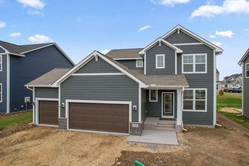 10124 Arrowwood Trl, Woodbury, MN, 55129-7590 | Card Image