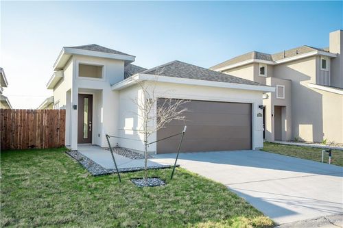 10221 N 15th St, McAllen, TX, 78504-6915 | Card Image