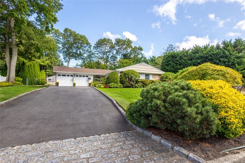 66 Barker Dr, Stony Brook, NY, 11790-2538 | Card Image