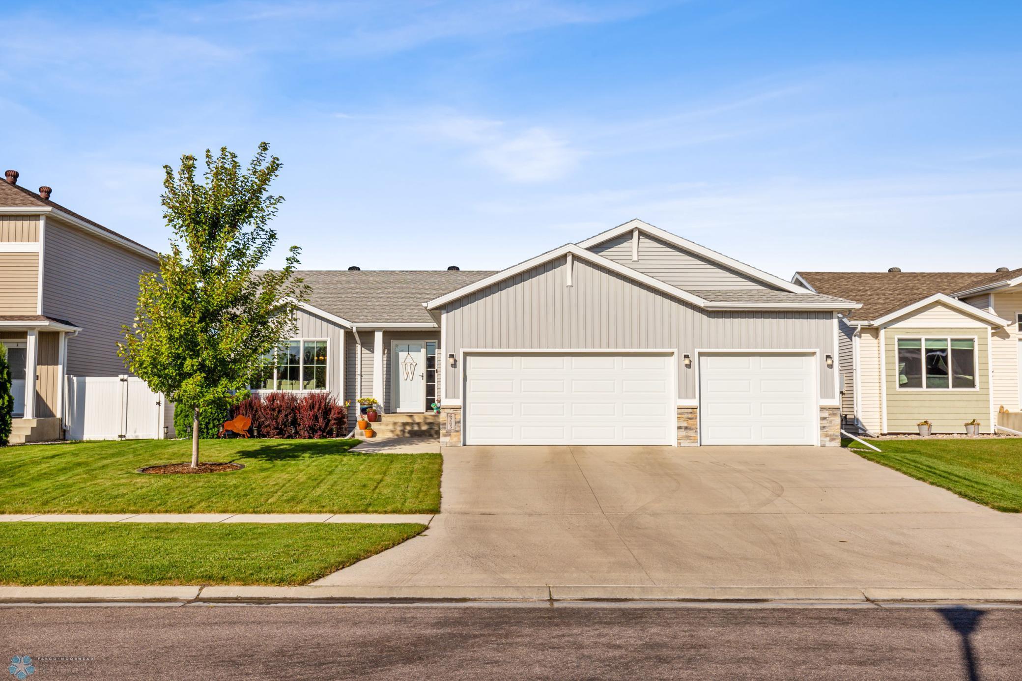 18th St, Fargo, ND 58104 #1
