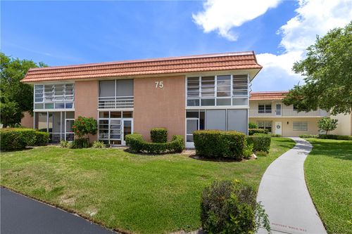 202-75 Royal Oak Ct, VERO BEACH, FL, 32962-3762 | Card Image