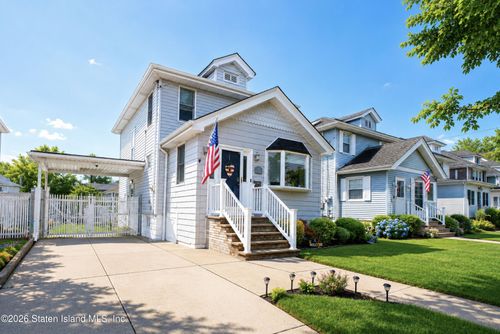 29 Home Pl, Staten Island, NY, 10302-2425 | Card Image