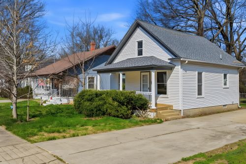 1525 E Cairo St, Springfield, MO, 65802-3175 | Card Image