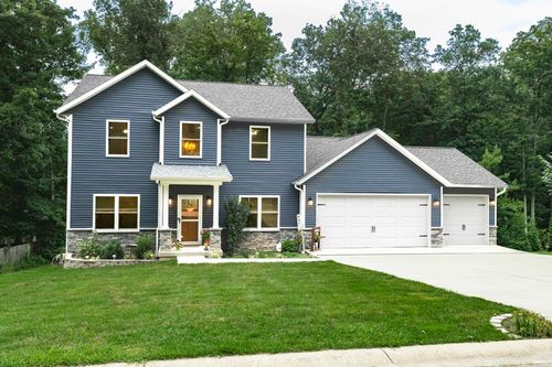 5560 W Redbud Dr, Ellettsville, IN, 47429-9375 | Card Image