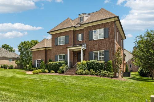4101 Banner Square Ln, Arrington, TN, 37014-1403 | Card Image
