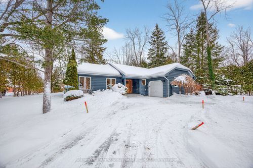 111 Patricia Dr, Blue Mountains, ON, L9Y0P1 | Card Image