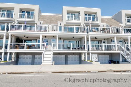 apt-4b-75 E Broadway, Long Beach, NY, 11561-4129 | Card Image
