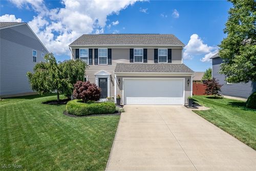 231 Springbrook Cir, Elyria, OH, 44035-8967 | Card Image