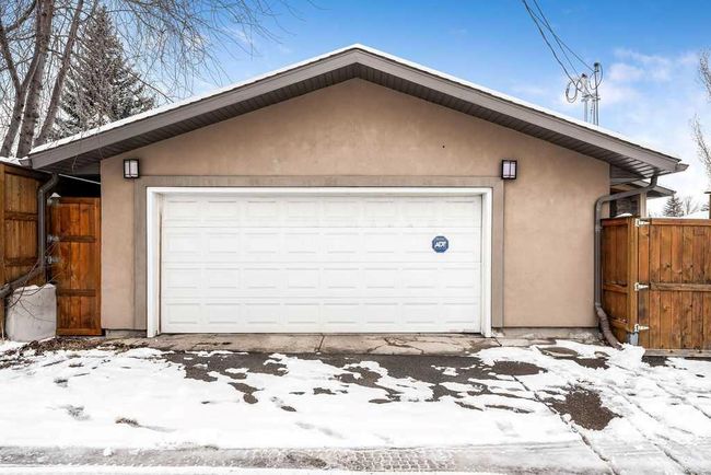 1445 Lake Ontario Drive Se, Home with 3 bedrooms, 2 bathrooms and 2 parking in Calgary AB | Image 27