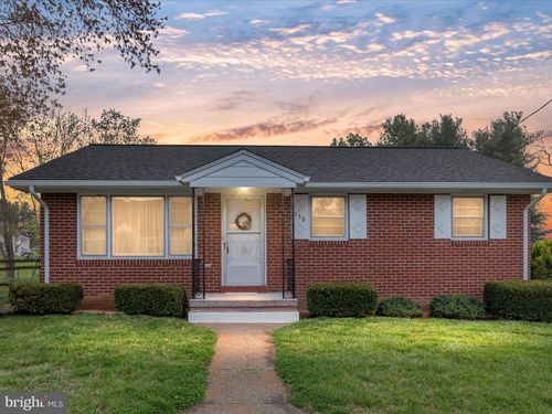 138 Shannon Ave, MOUNT JACKSON, VA, 22842-9700 | Card Image