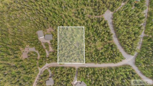 1537 Shadow Run, Ashton, ID, 83420-7722 | Card Image