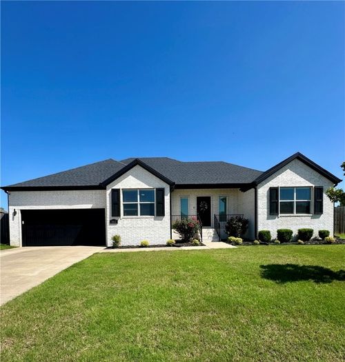 5832 W Fountain St, Fayetteville, AR, 72704-5144 | Card Image