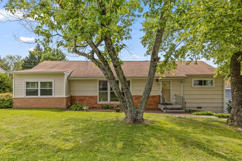 608 Maple Ln, Chattanooga, TN, 37411-5058 | Card Image