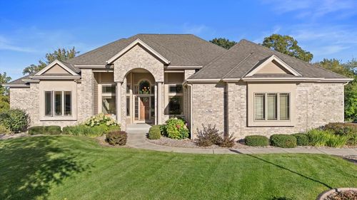 N23W23800 Talon Court, PEWAUKEE, WI, 53188 | Card Image