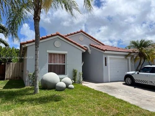 1988 Se 12th St, Homestead, FL, 33035-1943 | Card Image