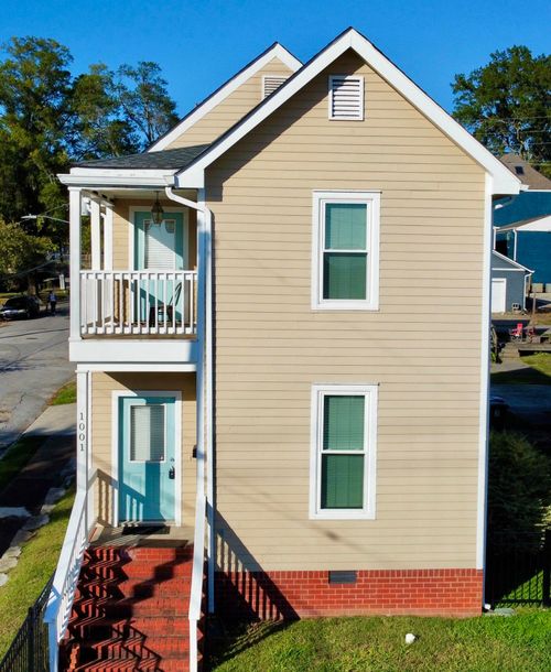 1001 E 11th St, Chattanooga, TN, 37403-3206 | Card Image
