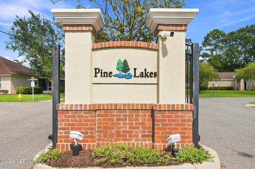 454 Northside Dr S, Jacksonville, FL, 32218-0301 | Card Image
