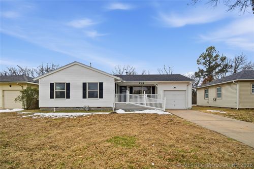 102 Parkview Drive, Bartlesville, OK, 74003 | Card Image