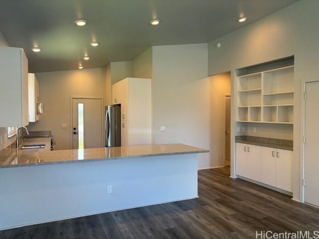 91-1816 Kohanahana Loop, House other with 3 bedrooms, 2 bathrooms and 2 parking in Ewa Beach HI | Image 8