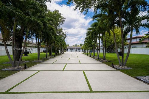 150 Nw 130th Ave, Miami, FL, 33182-1138 | Card Image