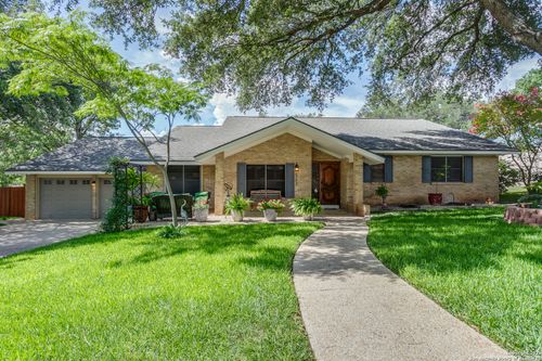 6003 Wildwind Dr, Windcrest, TX, 78239-2128 | Card Image