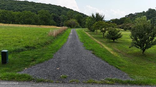 134 Raupstal Rd, Herndon, PA, 17830-7276 | Card Image