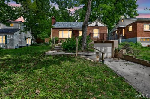 9719 Greenwood Ter, Saint Louis, MO, 63119-1303 | Card Image