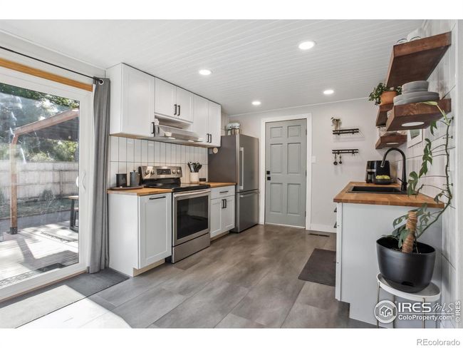 1214 Lanyon Ln, House other with 4 bedrooms, 2 bathrooms and 1 parking in Longmont CO | Image 8
