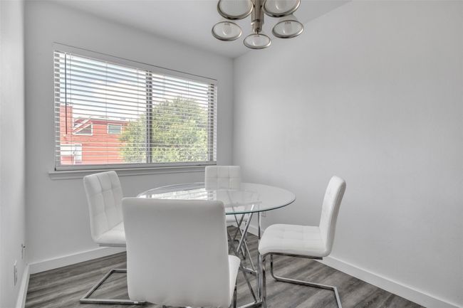APT-210 - 9829 Walnut St, Condo with 2 bedrooms, 2 bathrooms and null parking in Dallas TX | Image 5