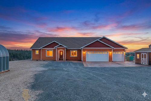 5205 Allen Rd, Springdale, WA, 99173-9721 | Card Image