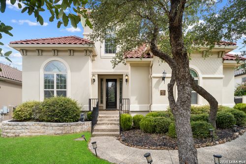 6311 Almeria Cir, San Antonio, TX, 78257-1728 | Card Image