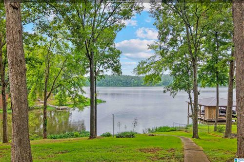 55 Christa Cir, SHELBY, AL, 35143-7021 | Card Image