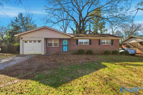 3709 S Westdale Ct Sw, Huntsville, AL, 35805-5371 | Card Image