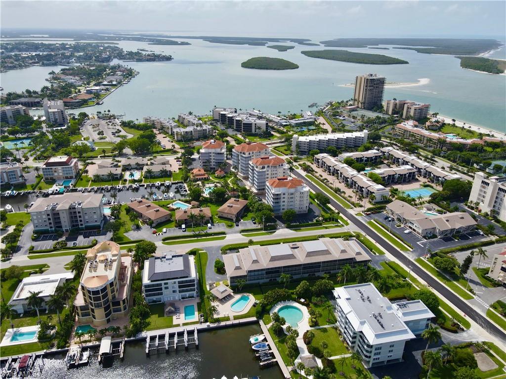 Residential in MARCO ISLAND 4