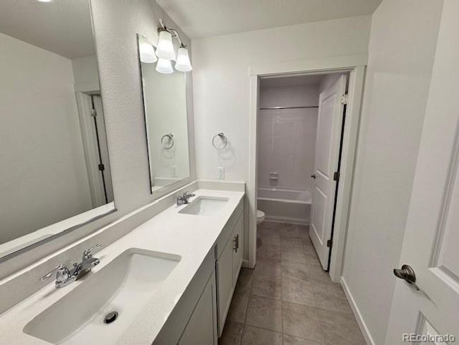 18328 Prince Hill Cir, House other with 4 bedrooms, 3 bathrooms and 2 parking in Parker CO | Image 11