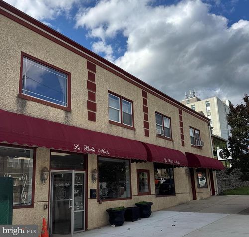 200 Fayette St, CONSHOHOCKEN, PA, 19428-1886 | Card Image