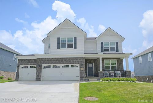 2785 Trillium Hills Dr, Commerce Twp, MI, 48382-2284 | Card Image