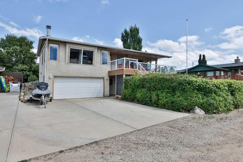 645 Lakeside Drive, Rural Vulcan County, AB, T0L2B0 | Card Image