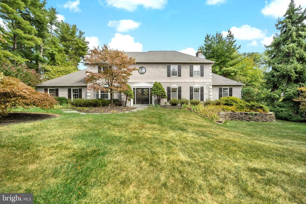 Pinetree Ln, Plymouth Meeting, PA 19462