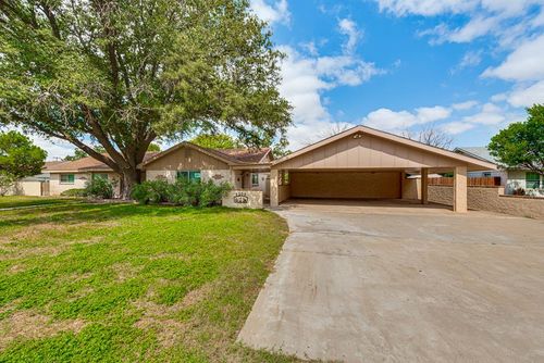 6209 Glenhaven Dr, Odessa, TX, 79762-5022 | Card Image
